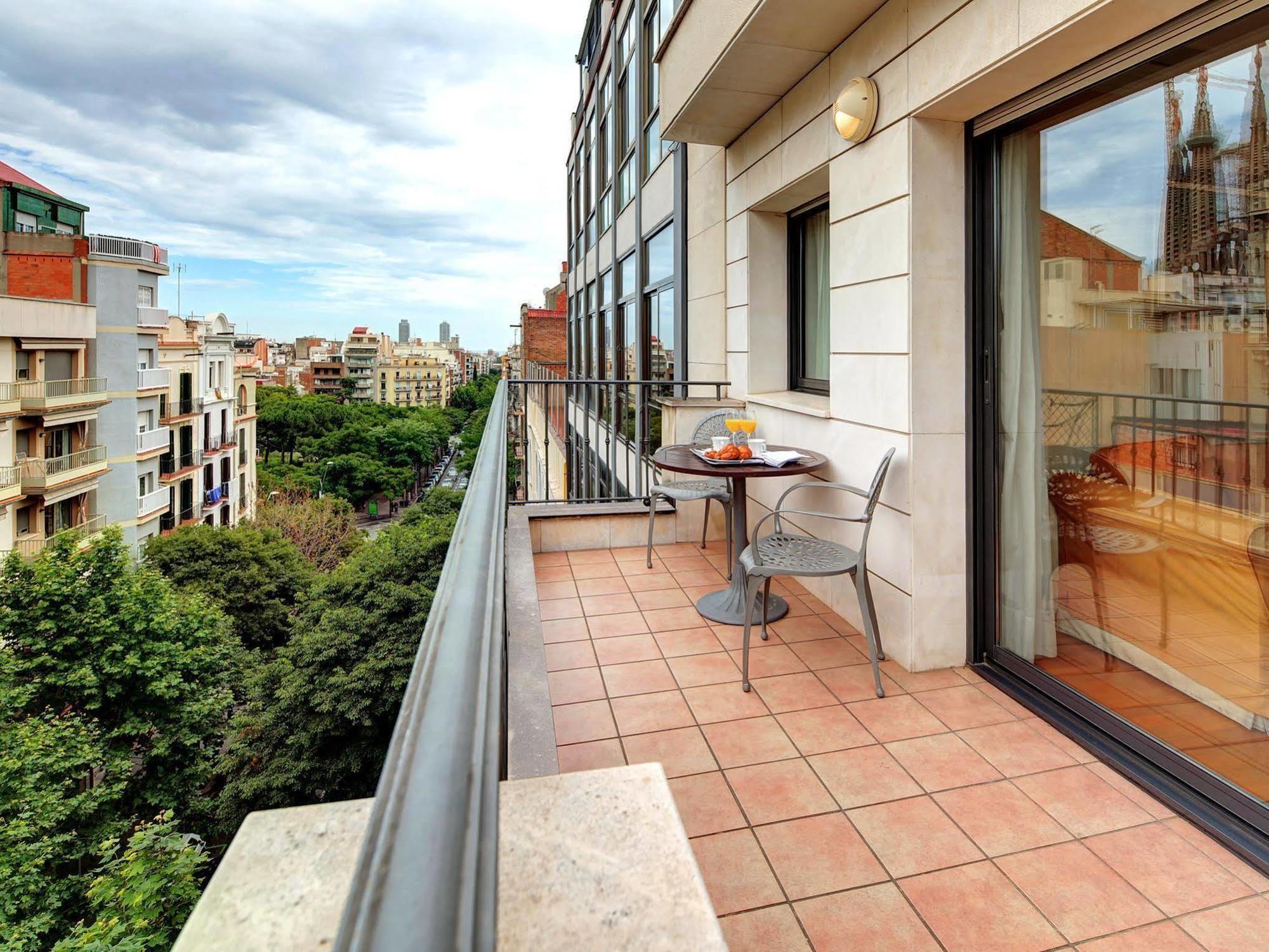 Apartaments-Hotel Hispanos 7 Suiza Barcelona Exteriér fotografie
